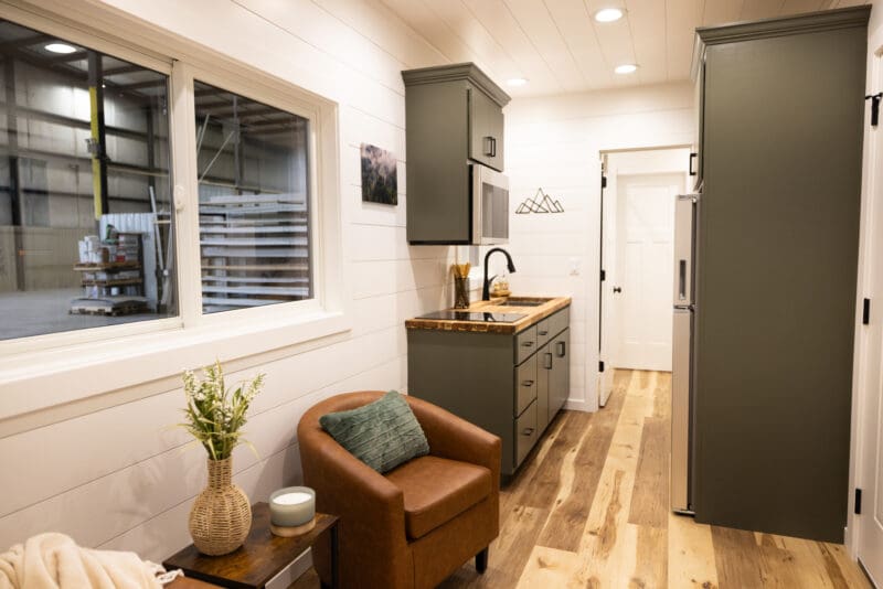 Off-Grid House Plans: Everything You Need to Know - Jackery - Vintage Off Grid Floors